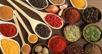 Come dimagrire senza dieta con 5 spezie potenti che accelerano il metabolismo