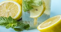 I migliori benefici di acqua e limone