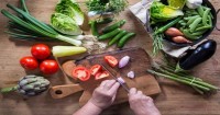 Scopri il crudismo vegano, e perché fa dimagrire più velocemente delle diete